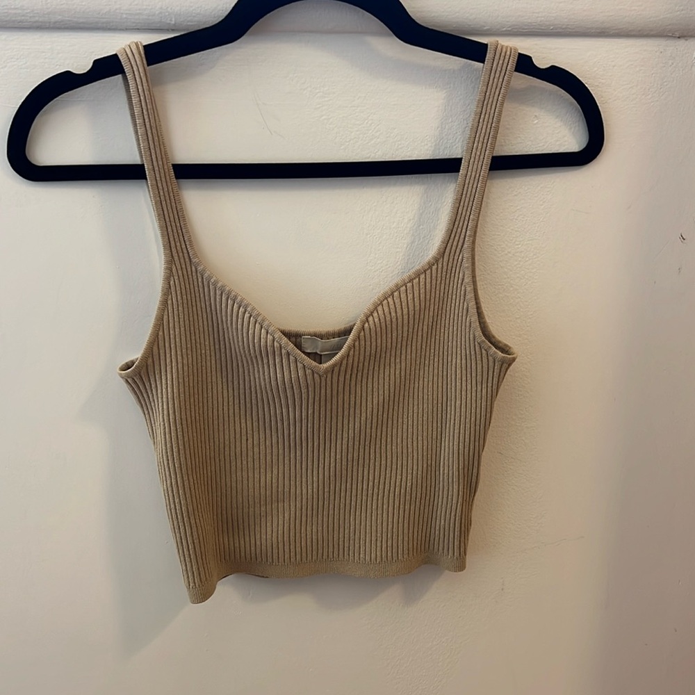 Crop tank top